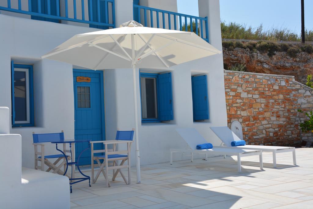 White Blue Houses & Apartments Paros Eksteriør billede
