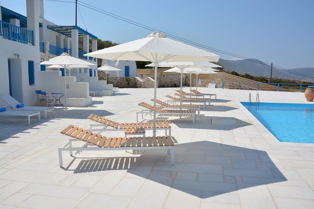 White Blue Houses & Apartments Paros Eksteriør billede