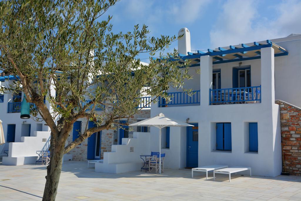 White Blue Houses & Apartments Paros Eksteriør billede