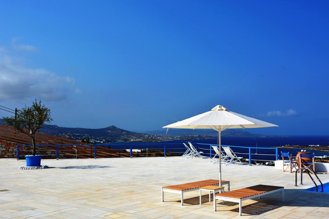 White Blue Houses & Apartments Paros Eksteriør billede