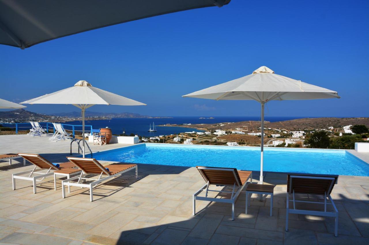 White Blue Houses & Apartments Paros Eksteriør billede
